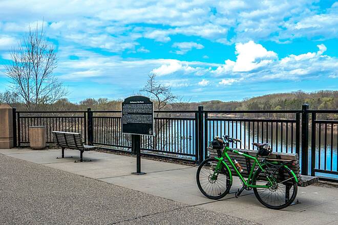 Mendota Minnesota Trails